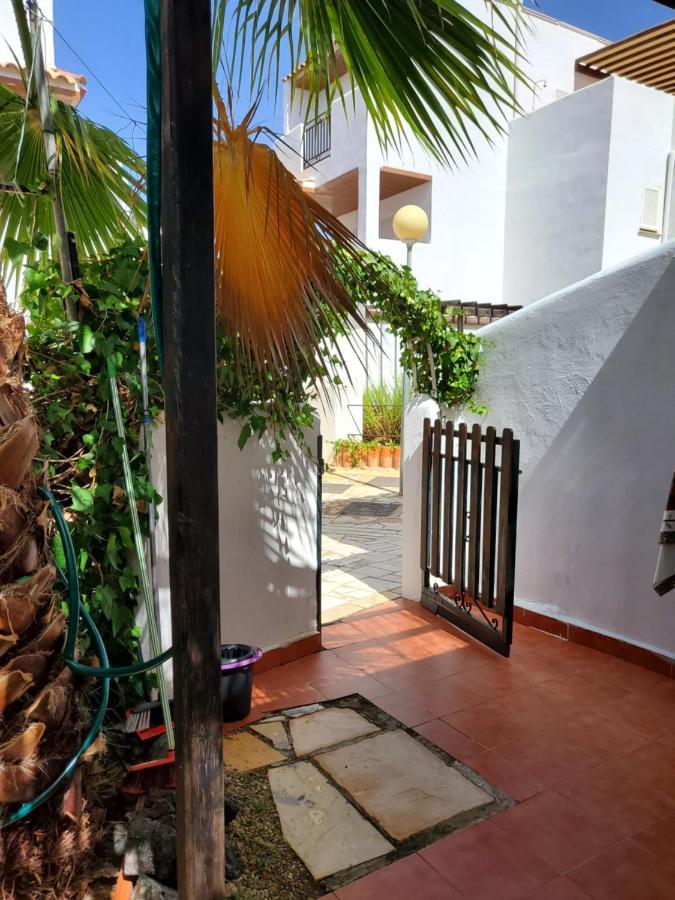 Casa Baja Extraordinaria En Urbanizacion Naturista! Las Bombardas Luaran gambar