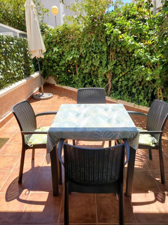 Casa Baja Extraordinaria En Urbanizacion Naturista! Las Bombardas Luaran gambar