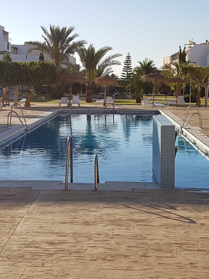 Casa Baja Extraordinaria En Urbanizacion Naturista! Las Bombardas Luaran gambar