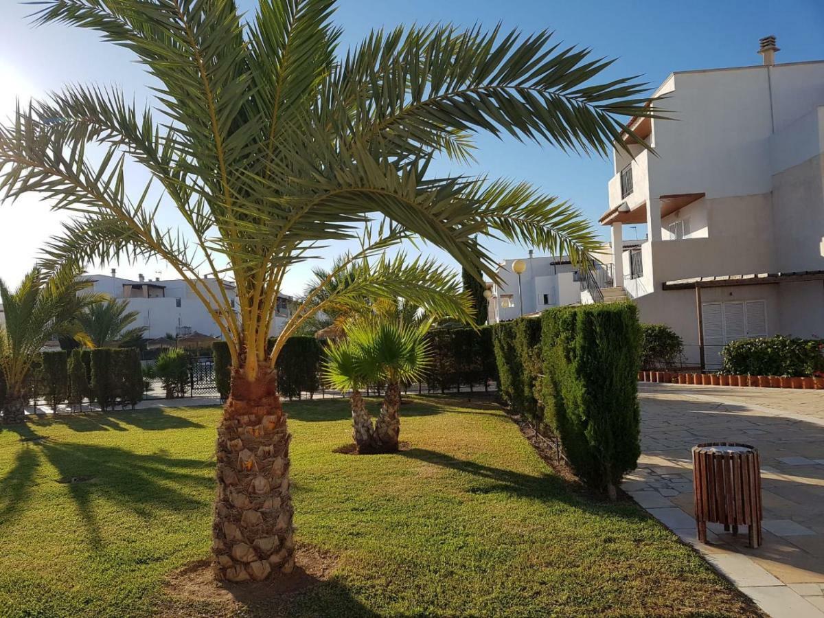 Casa Baja Extraordinaria En Urbanizacion Naturista! Las Bombardas Luaran gambar